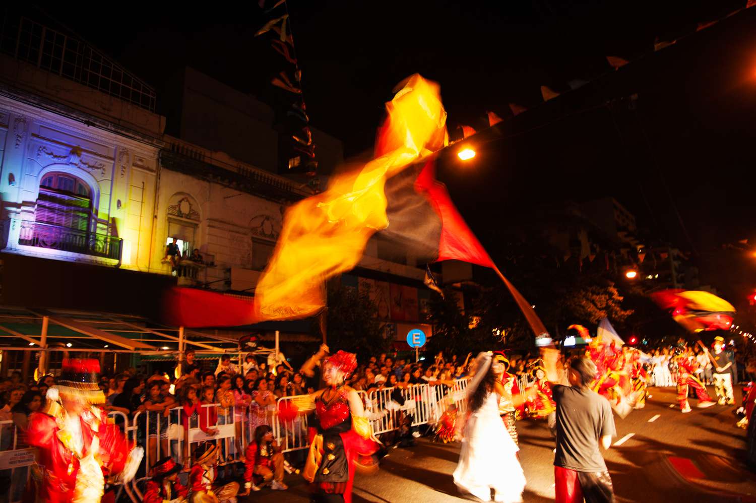Recomendaciones de locales y barrios para asistir a eventos nocturnos